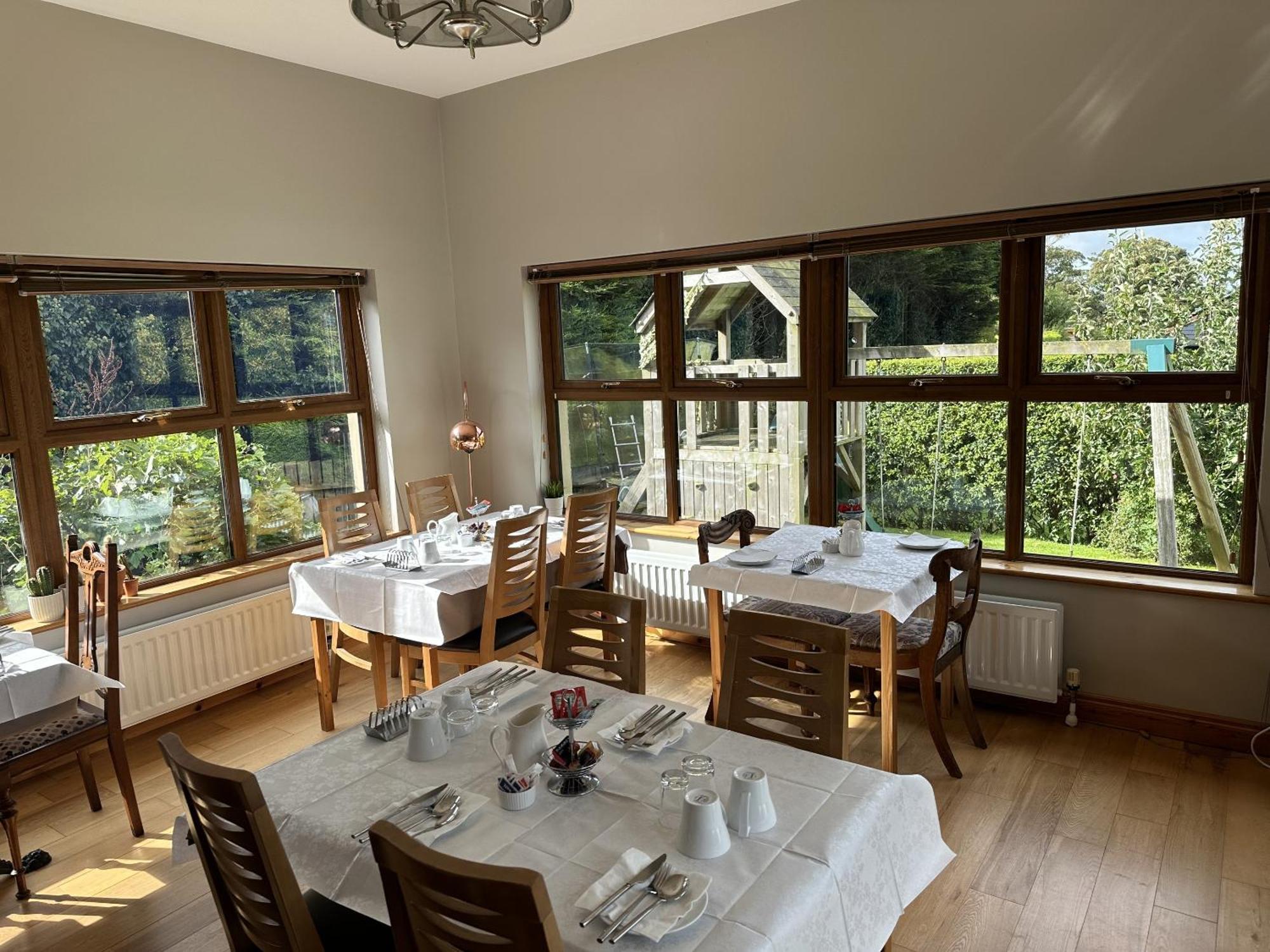 Dunhill Cottage B&B Хилсбъро Екстериор снимка